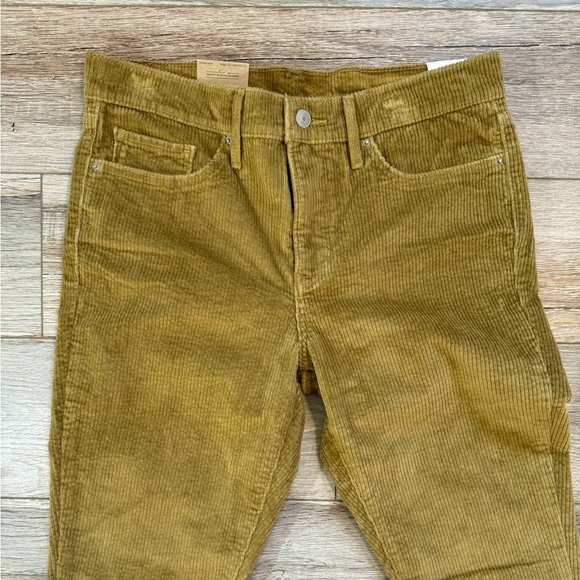 Levi’s~ Women’s 311 Shaping Skinny Corduroy Pants Size 31 X 30‎ New Mid - Rise - Picture 3 of 8